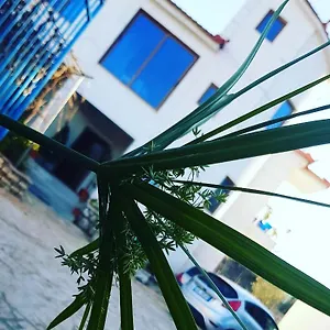 Hena 3* Sarandë